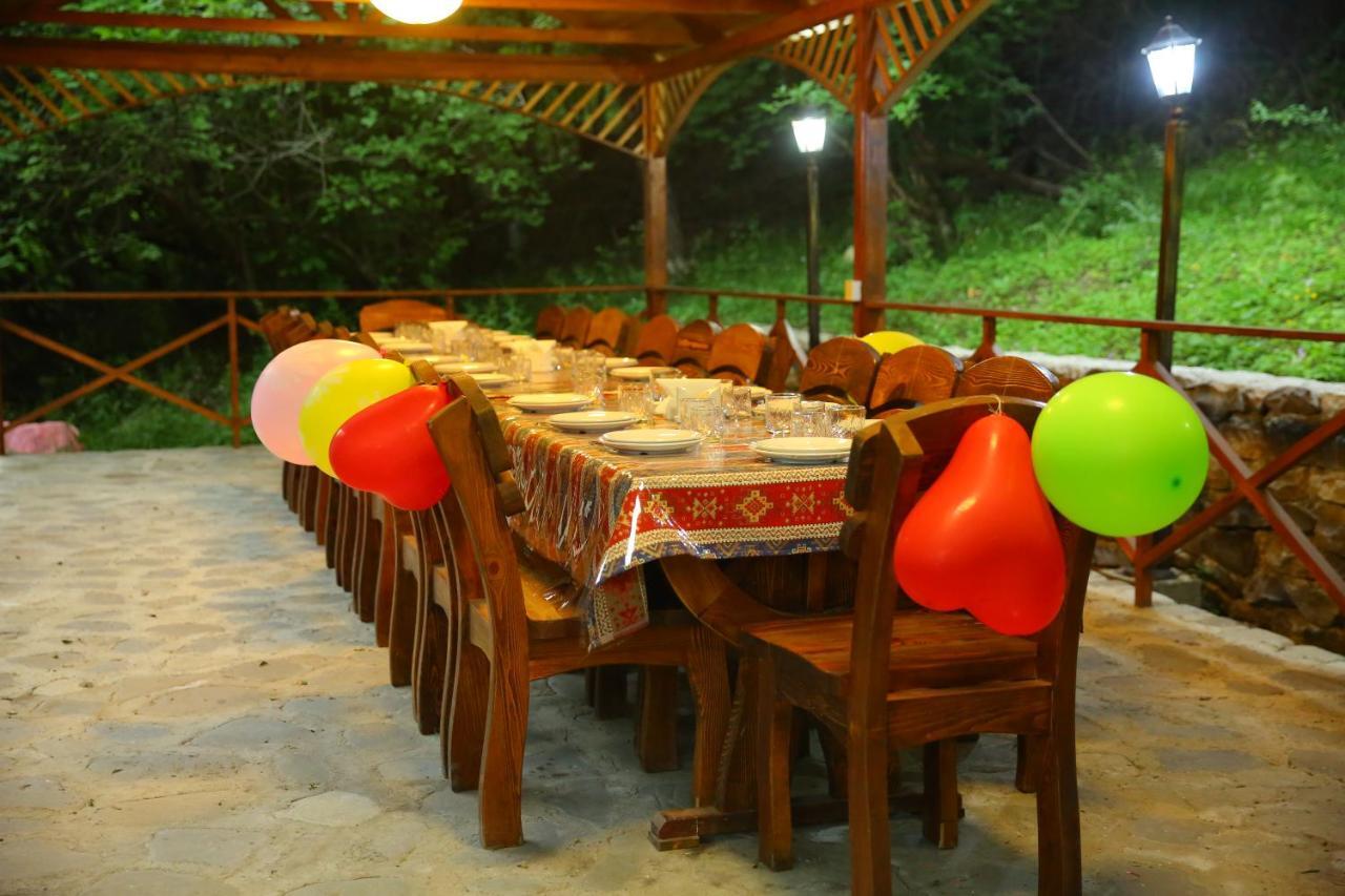Quba Ugur Hotel Exterior foto